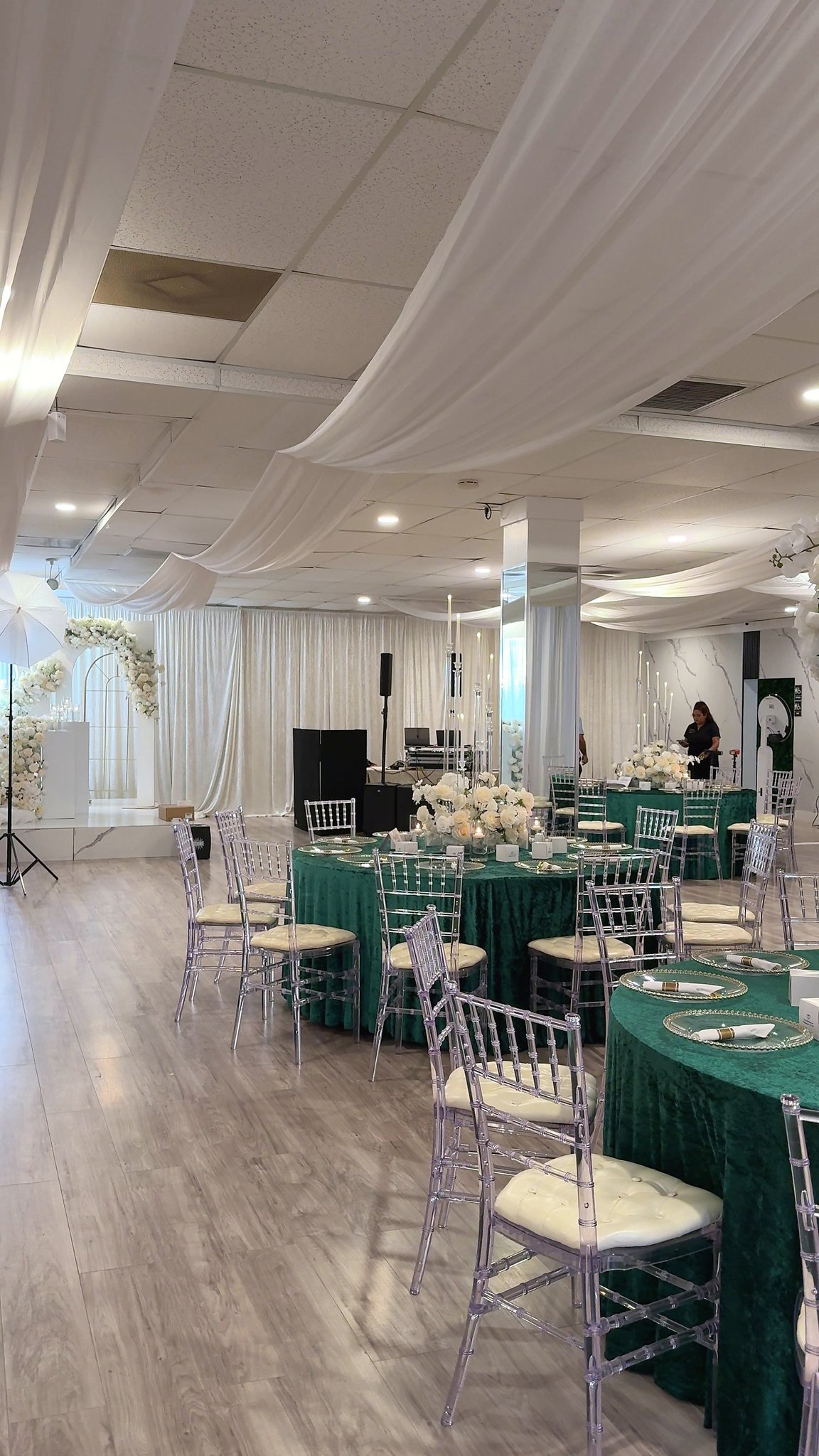 Luxury ceremony at 5959 West event venue in Orlando